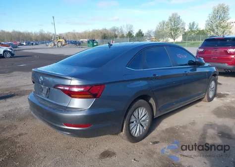 2019 Volkswagen Jetta 1.4T R-Line/1.4T S/1.4T Se from USA, damaged, VIN 3VWC57BU1KM053245